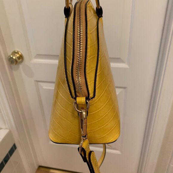 NWOT Ring-handled, Crossbody Small Dome Satchel - Picture 2 of 13